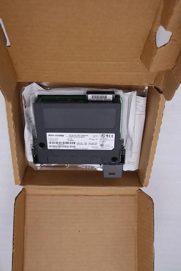 NEW OPEN BOX AB Allen-Bradley 1756-OW16I ControlLogix Relay Module STK K-1230-A