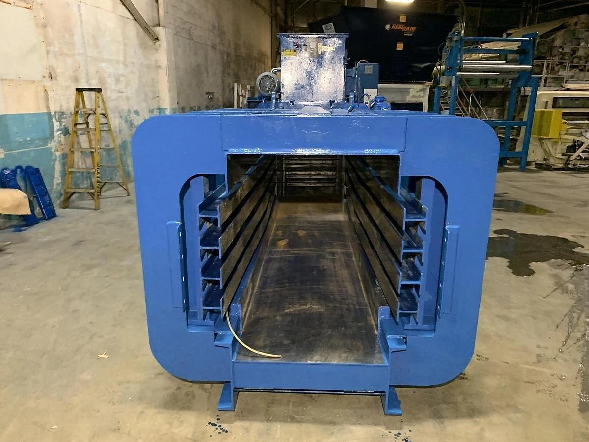 Used BALEMASTER HORITZONTAL AUTO TIE BALER 44100GL-10 TWIN 50 HP MOTORS 10" CYLINDER