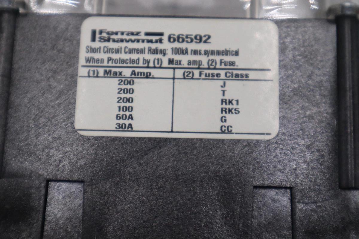Used FERRAZ SHAWMUT 66592 600V DISTRIBUTION BLOCK STK H1735