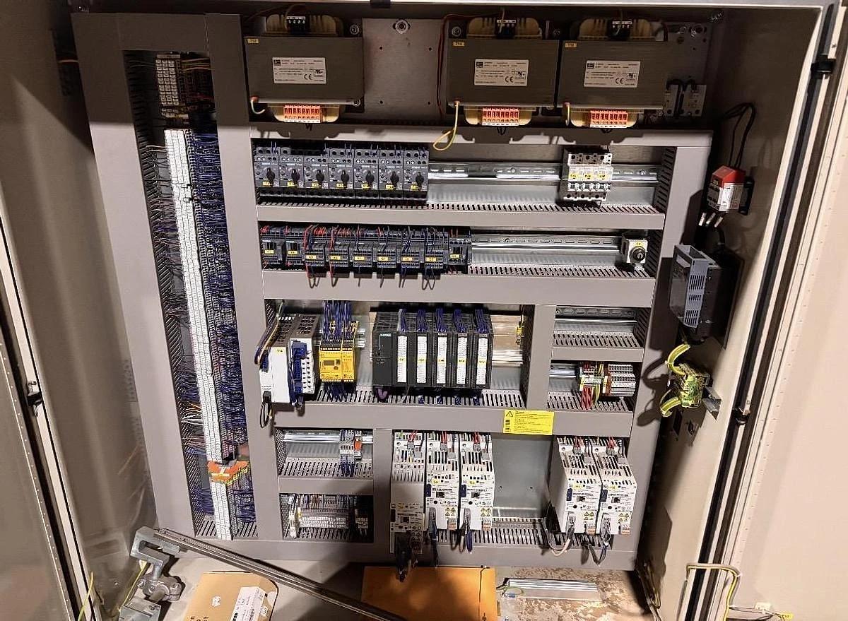 Used KALLFASS UNIVERSA 800 AUTOMATIC SIDE SEAL SHRINK WRAP SYSTEM MFG 2020