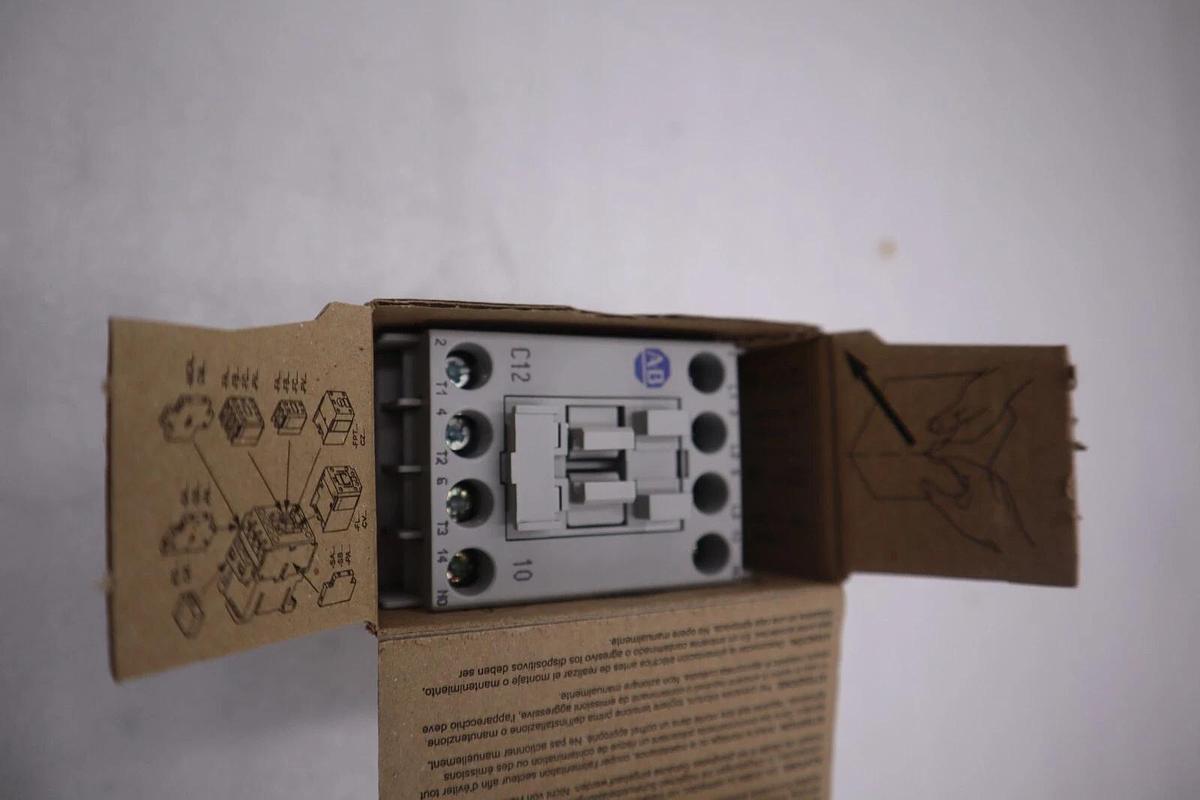 NEW OPEN BOX AB Allen Bradley 100-C12D10 110/120V 12A Contactor 100C12D10 G613A