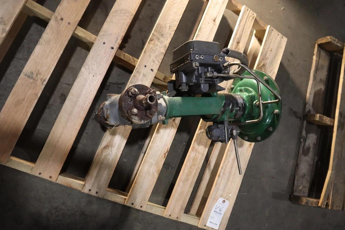 Used Fisher Control Valve Size 1/2 With Type EZ Pneumatic Actuator