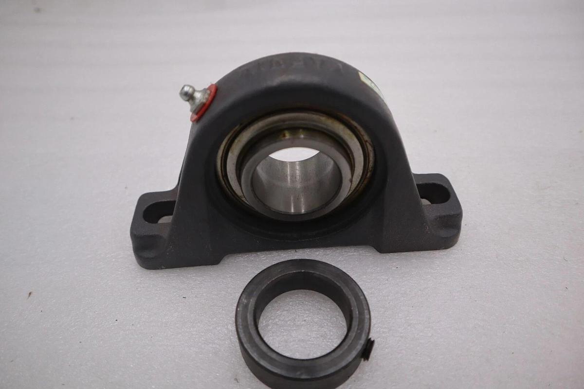 Used NEW OPEN BOX Fafnir RAS 1 7/16 Pillow Block Bearing 1-7/16" STOCK 2140-A