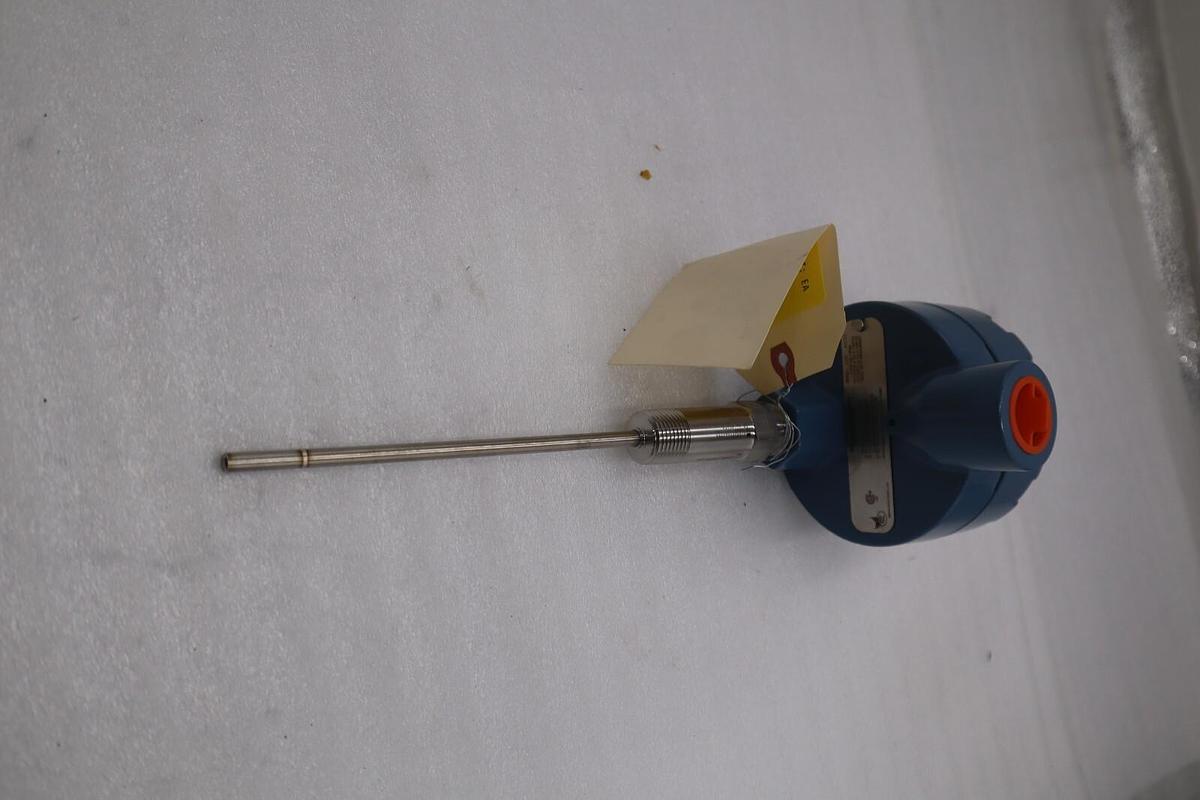Used Rosemount 214C Temperature Sensor 214CRTSMB1S4E0062SLE5AT1 NEW STOCK G581A