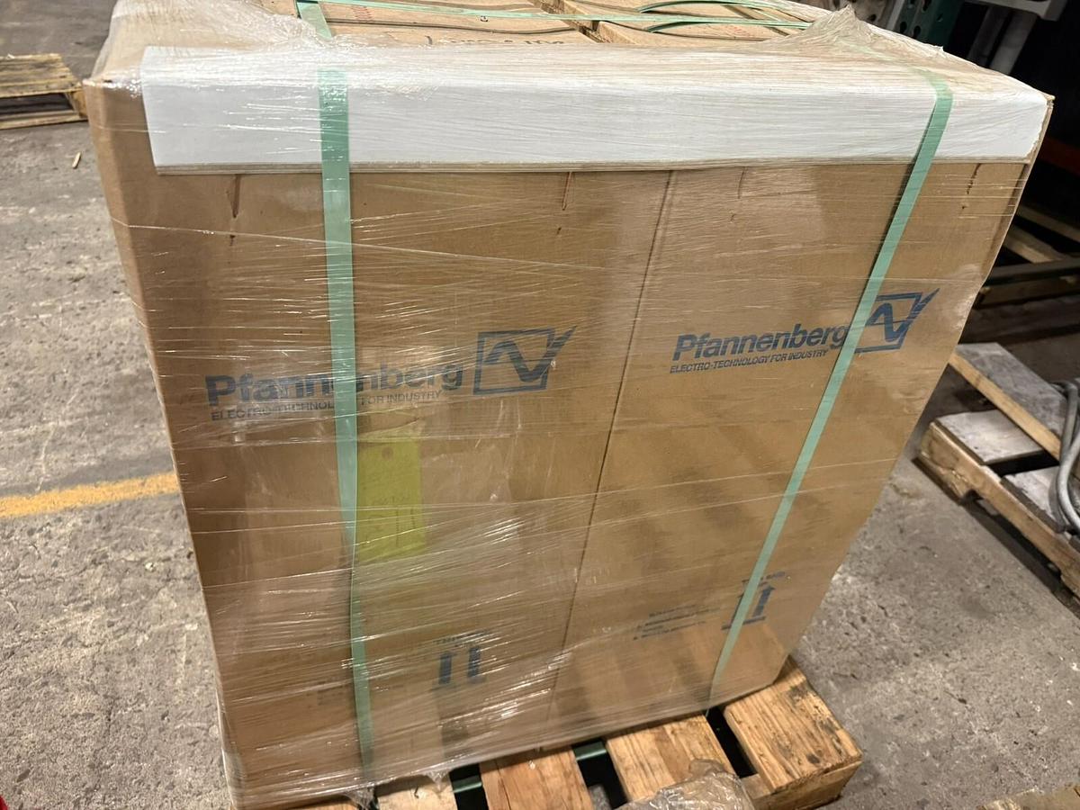 Pfannenberg DTS 3141 SIDE MOUNTING 230V 1PH, 2047/4500 BTUh Cooling Unit NEW