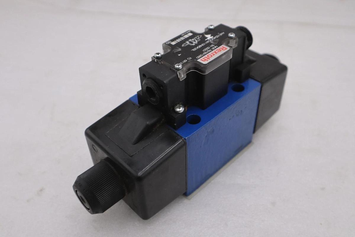 Used REXROTH R978915880 4WE10D4X/OCW110N9DK25L DIRECTIONAL SPOOL VALVE - STOCK GF543