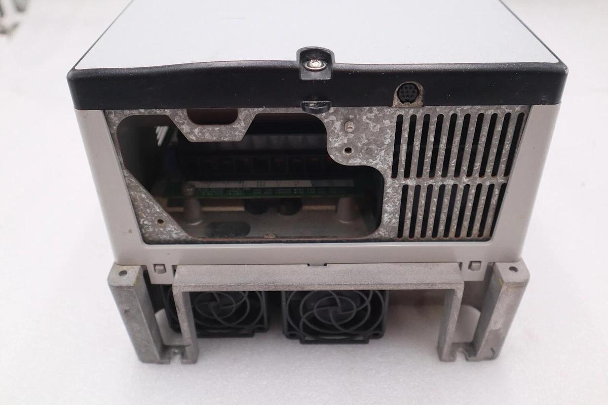 Used 20AD040A3AYNANC0-A 40A 460V 30HP Powerflex 70 ALLEN BRADLEY DRIVE VFD STK 610-A