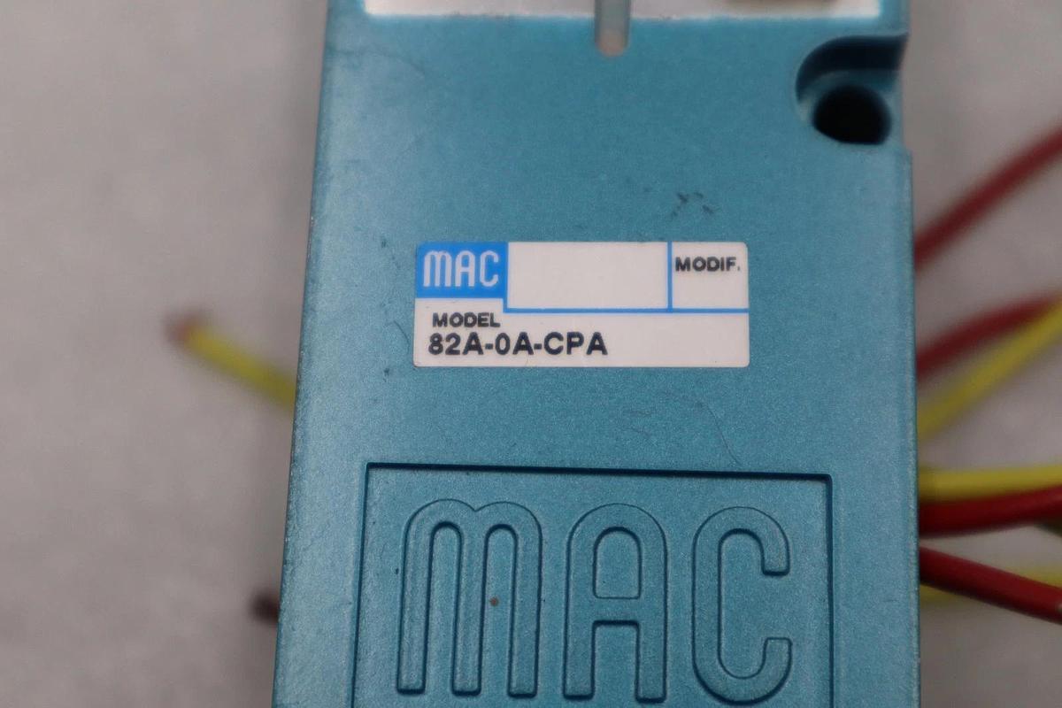 Used NEW MAC 82A-0A-CPA-00-0006 Solenoid Valve Base STOCK H1463