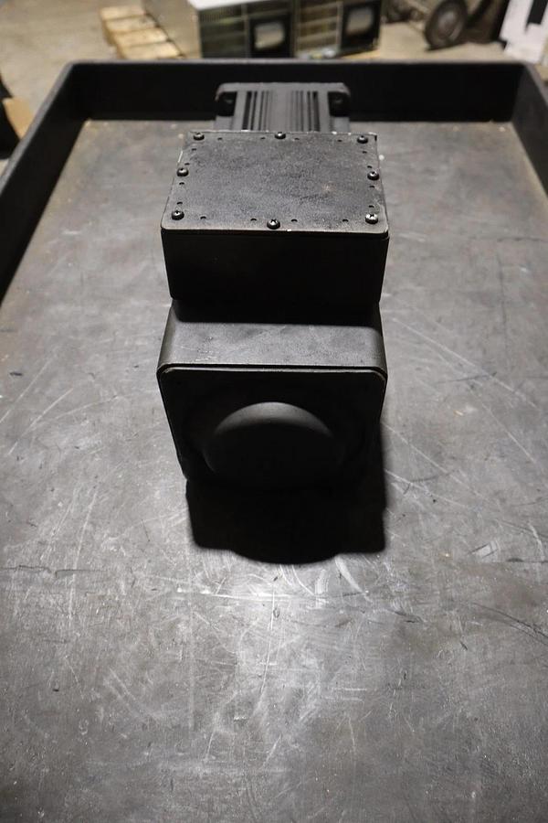 Used Kollmorgen B-604-A-51-B3 Brushless Goldline Servo Motor STOCK S696