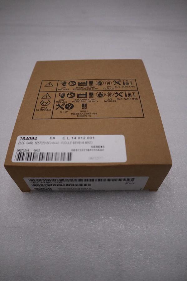 Used SIEMENS 6ES7 322-1BF01-0AA0 SIMATIC S7-300 NEW SEALED UNIT STOCK G385A