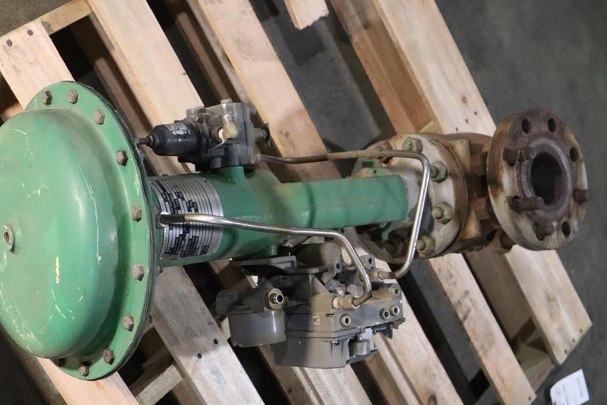 Used Fisher Control Valve Size 40 With Type EZ Pneumatic Actuator