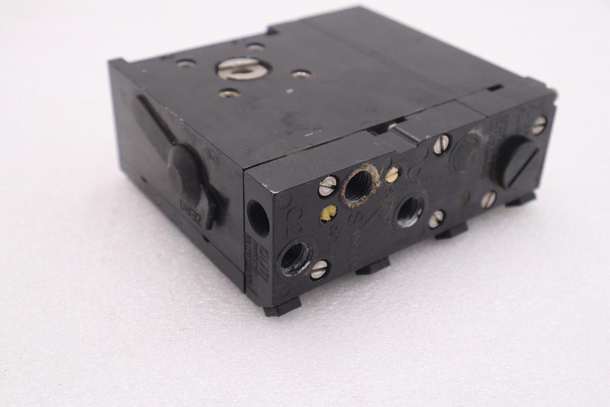 Used Dezurik P36 A Pneumatic Valve Analog Positioner Double Acting Actuators #K-1602