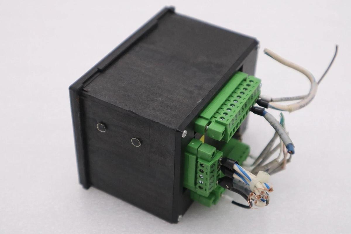 Used BALLUFF BDD 611-R3Q4-0-52-N-00 DIGITAL DISPLAY 6 DIGIT STOCK K-664-C