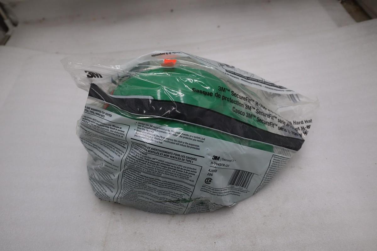 LOT OF 2 - 3M H-704Sfr-Uv Securefit(Tm) Hard Hat, Hdpe, 4 Point Ratchet - SGF87