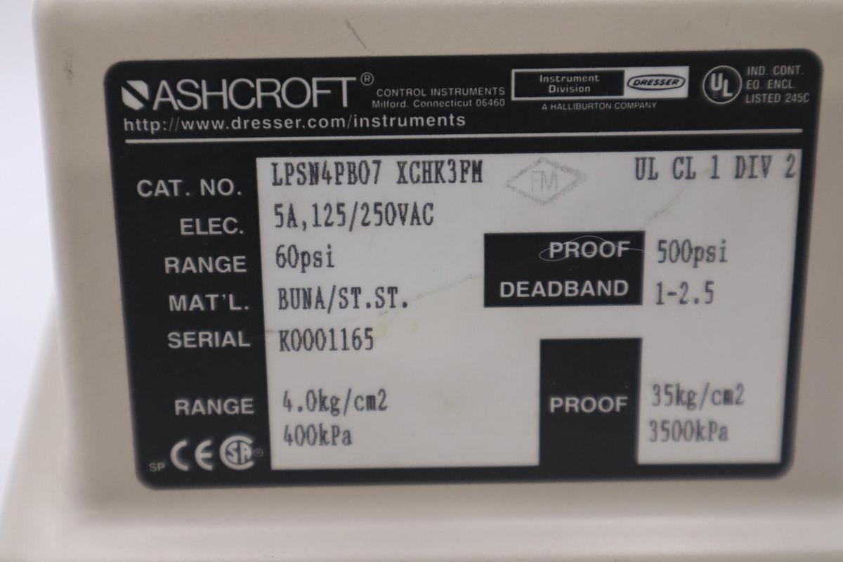 Used NEW ASHCROFT LPSN4PB07 XCHK3FM Pressure Switch 5A 125/250VAC STOCK H1249