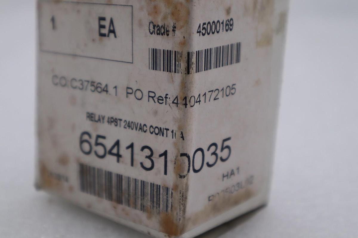Used SIEMENS 3RH1140-1AP60 RELAY 4PST 240VAC CONTACTOR STOCK #K-2376