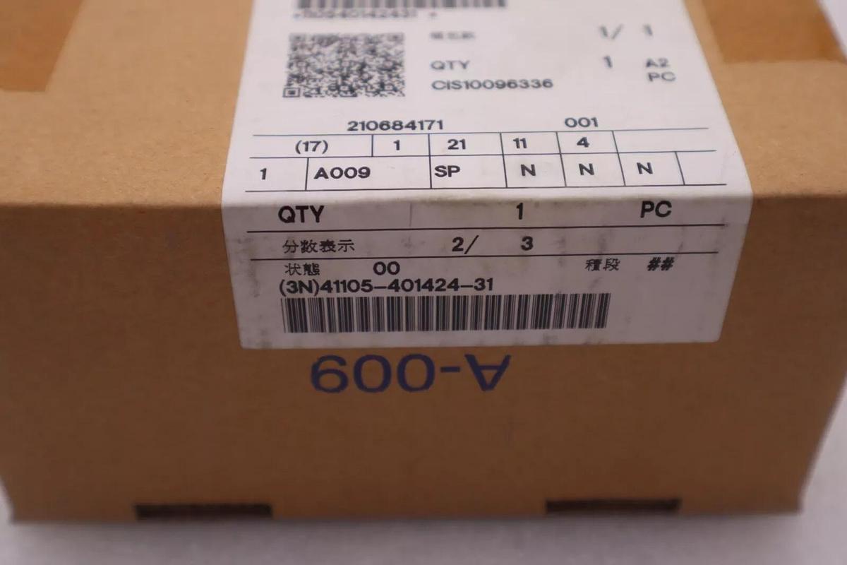 Used Tokyo Electron 1105-401424-31 GUIDE TO Quartz #K-1812