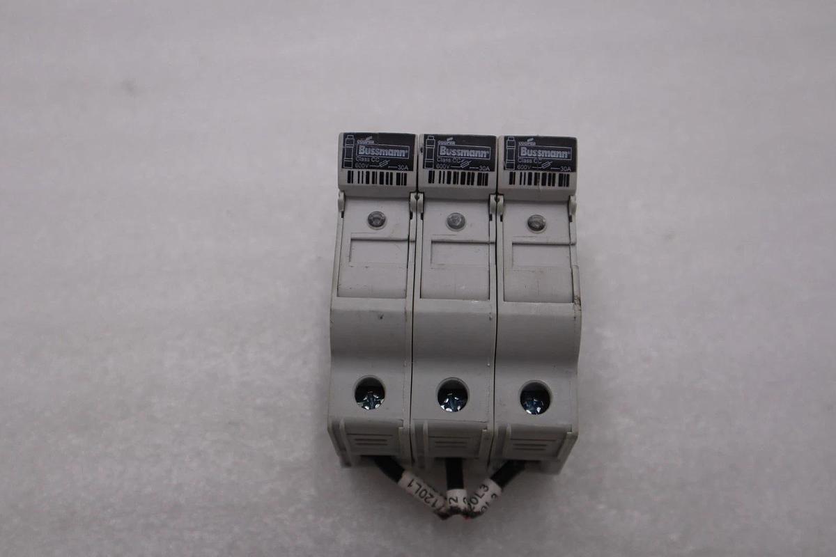 Used Cooper Bussmann CHCC 3-Pole Fuse Holder 600V 30A STOCK H1519A