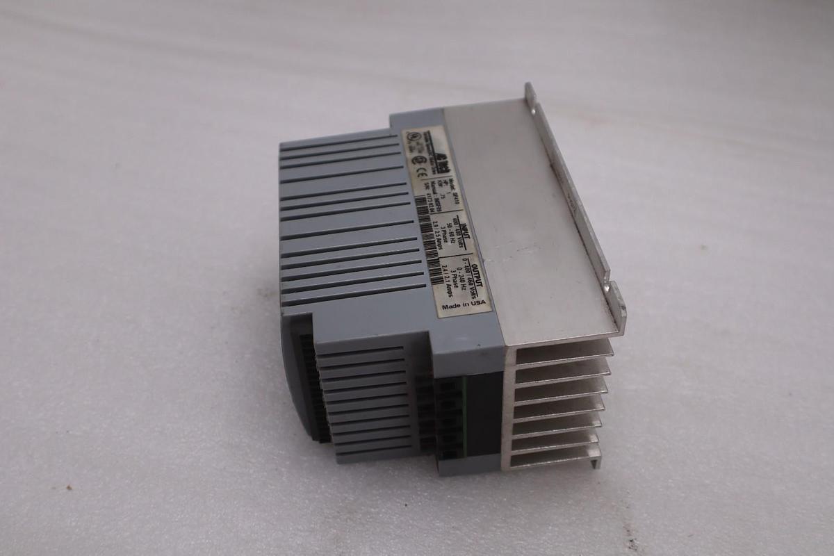 Used AC TECH SF410 VARIABLE SPEED DRIVE 1HP 480V STOCK K1128A