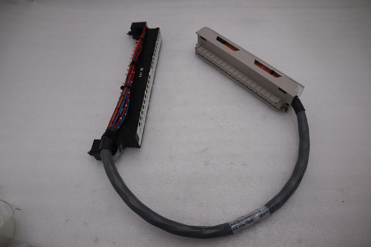 Used NEW NO BOX SCHNEIDER ELECTRIC 840108RC8302 /140XTS00200 STOCK G762