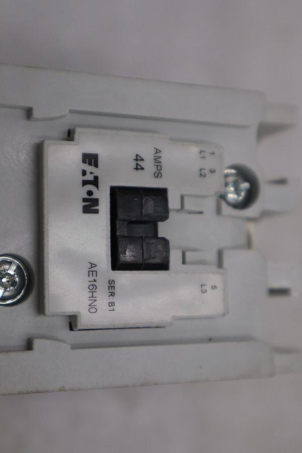 Used NEW OPEN BOX Eaton AE16HN0AB Starter 110/120 VAC V Coil 3 Poles STK GF866
