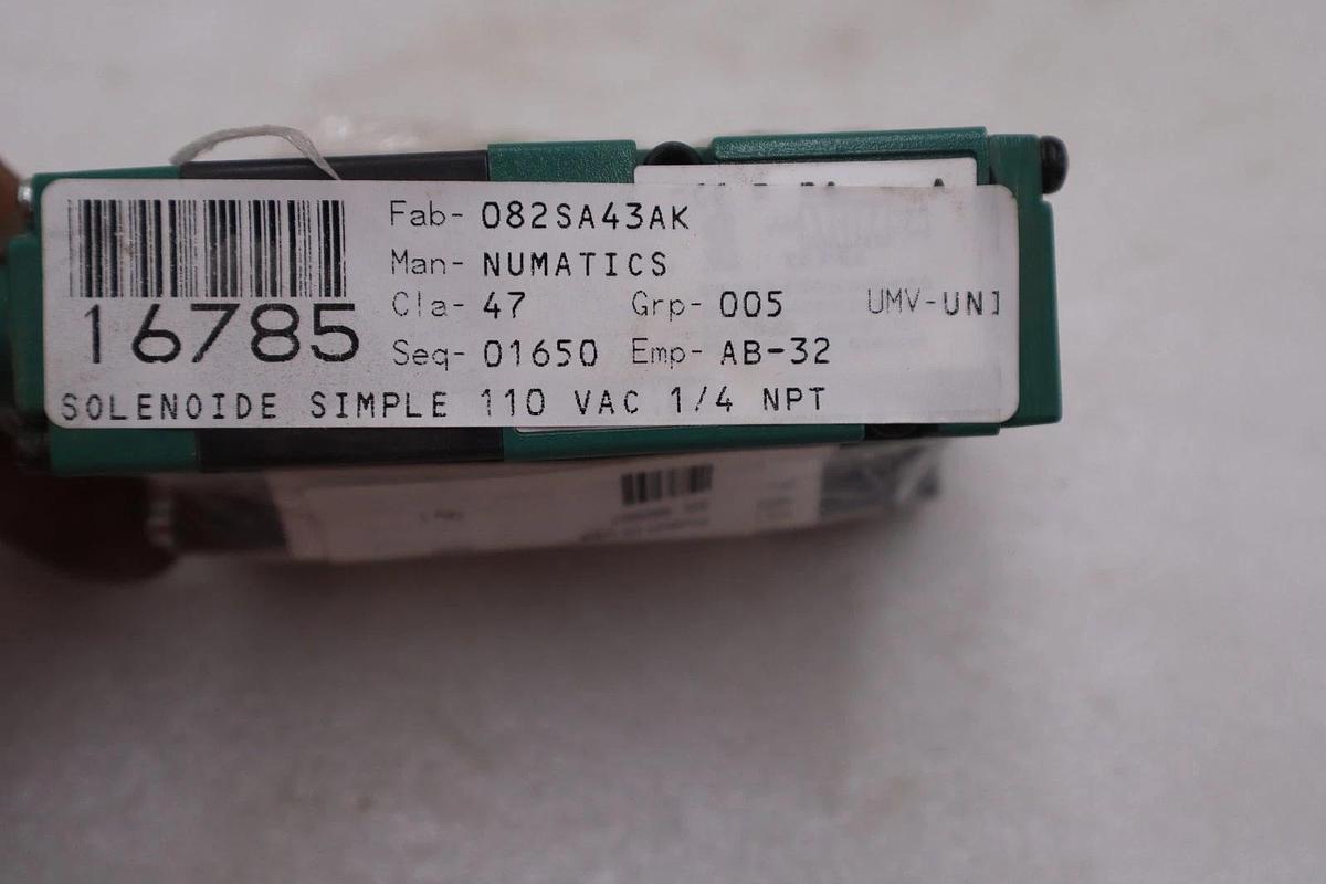 Used NUMATICS 082SA43AK000030 120V .15A 150PSI - NEW - STOCK GF516A