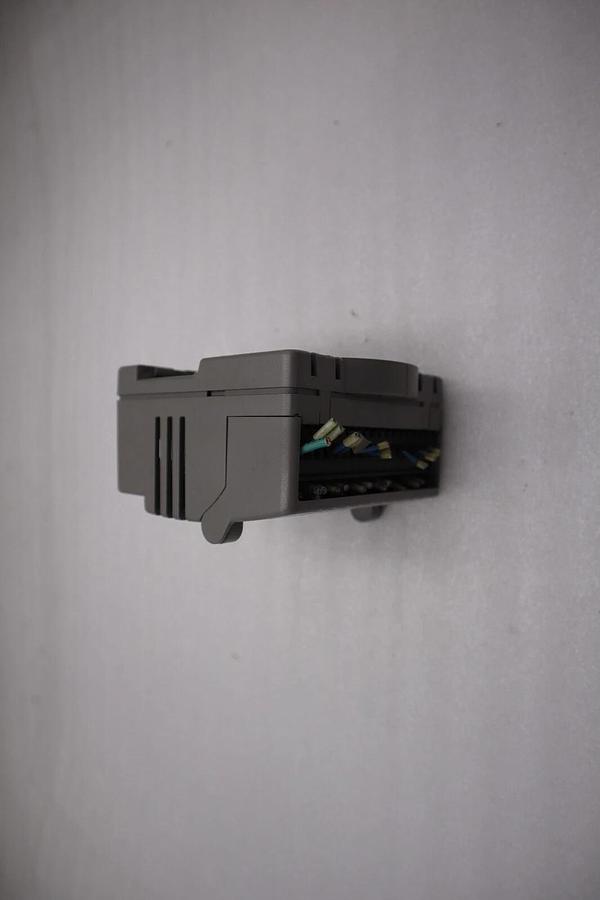 Used Giddings & Lewis M.1300.7372 R1 Input Module 24VDC SINK/SOURCE STOCK 5172A