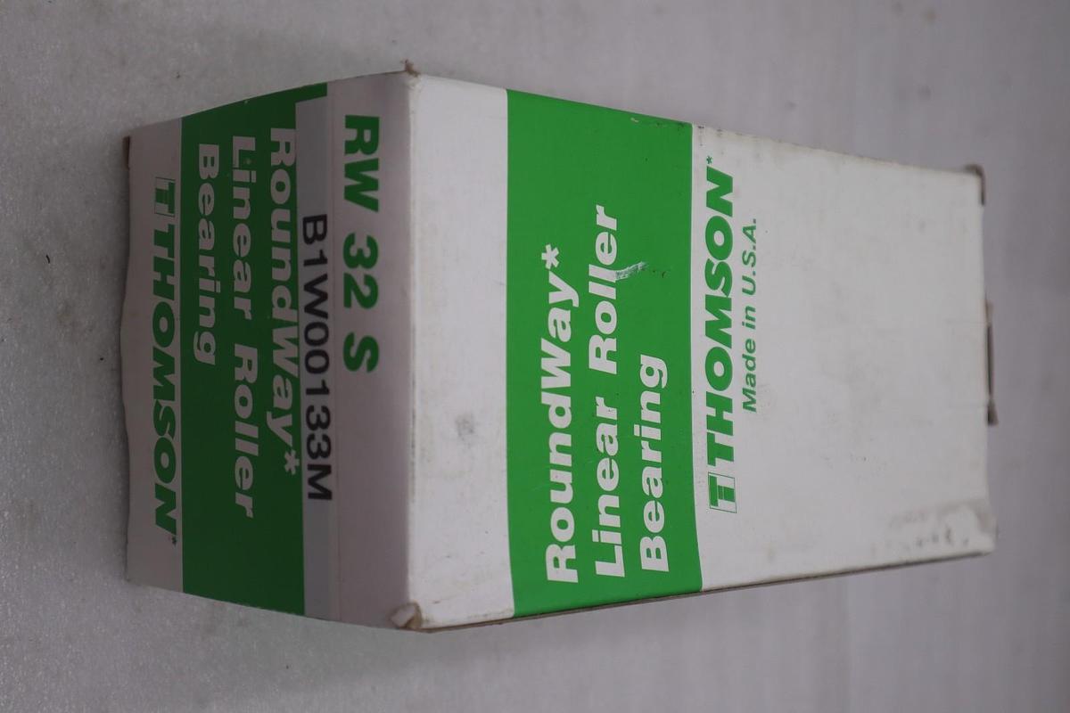 Used THOMSON ROUNDWAY LINEAR ROLLER BEARING 31W00133M STOCK #1517A