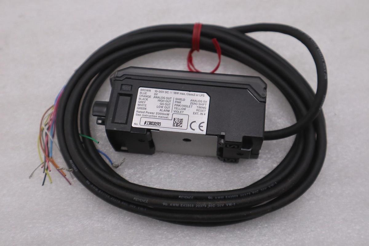 Used NEW OPEN BOX Keyence IL-1000+++ Sensor STOCK GF289A