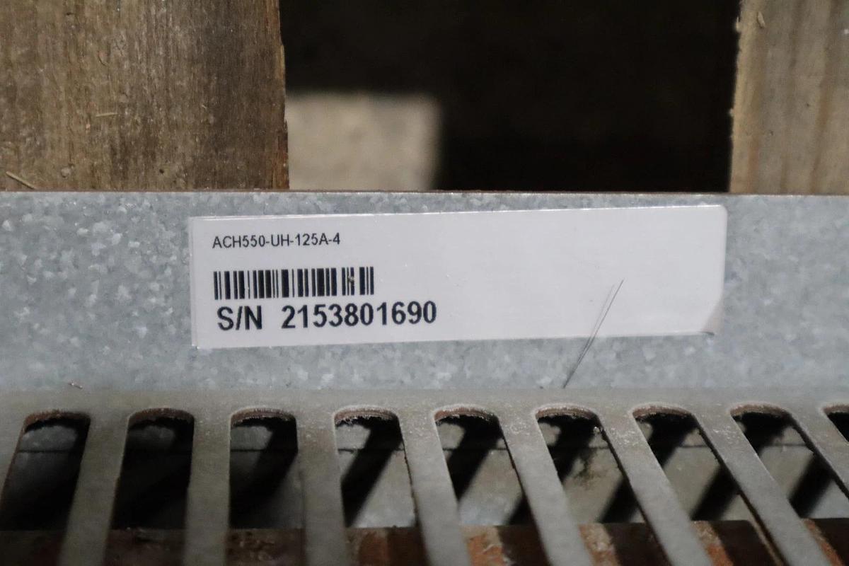 Used ABB ACH550-UH-125A-4 AC DRIVE 550 SERIES 3 PHASE 380-480 V AC STOCK HP143