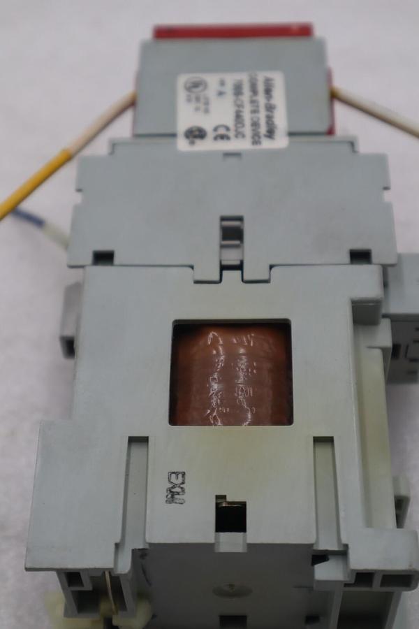 Used ALLEN BRADLEY 700-CF310Z* SER. A RELAY COIL WITH AB 100S-F SER. B STOCK L-163-A