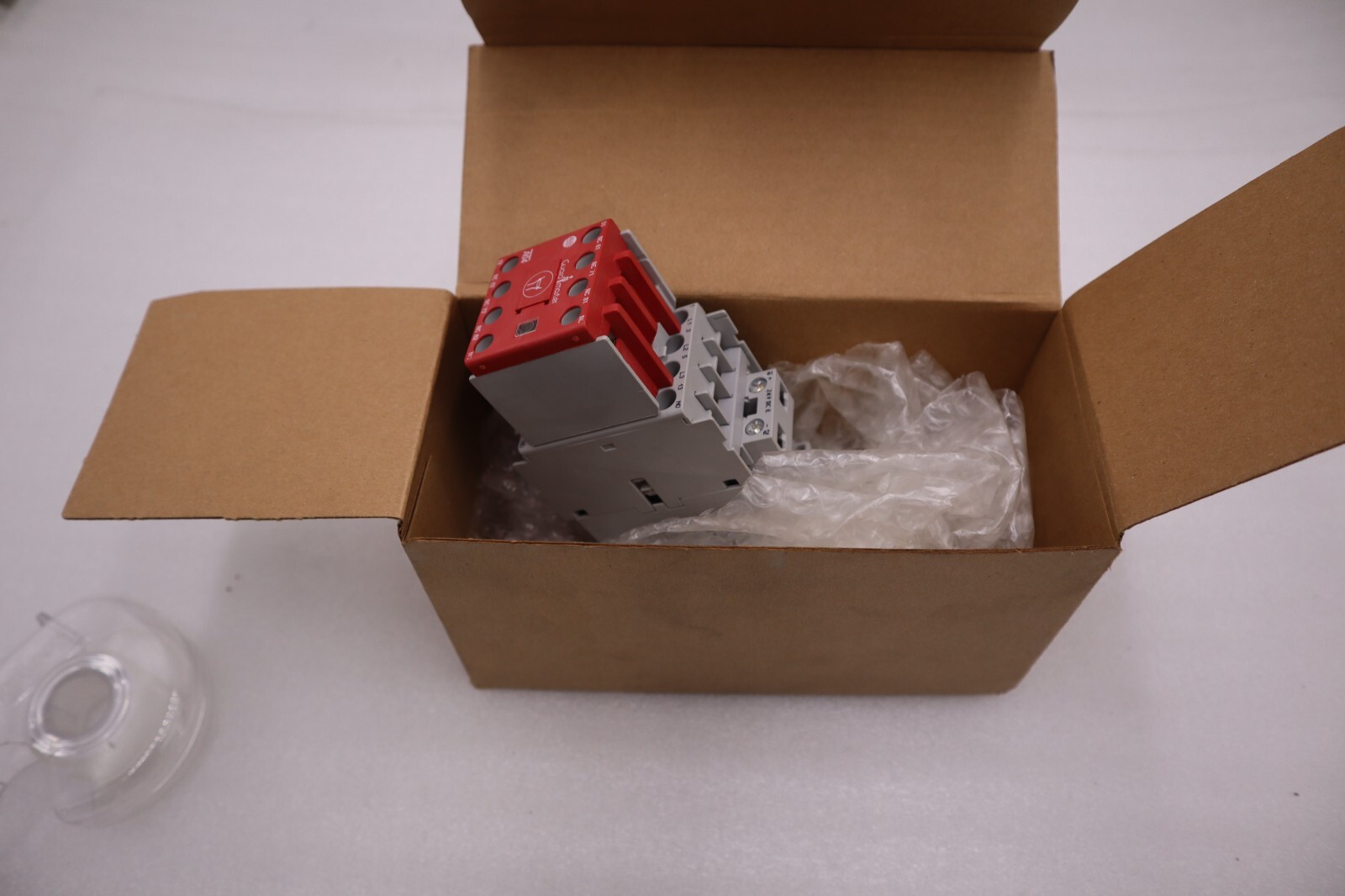 NEW ALLEN BRADLEY 100S-C09EJ14C SER. A 24VDC SAFETY CONTACTOR STOCK H211A