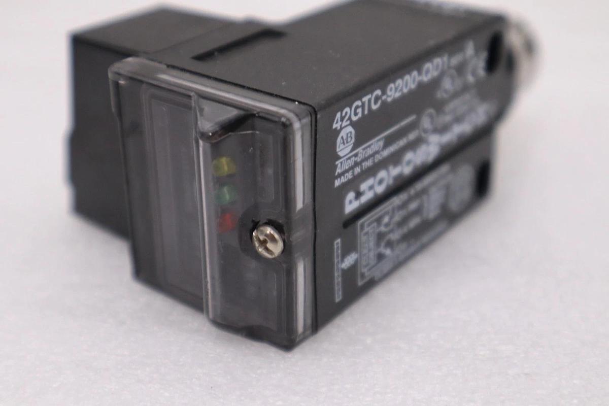 Used ALLEN-BRADLEY 42GTC-9200-QD1 SER A PHOTOELECTRIC SENSOR STOCK H1222A