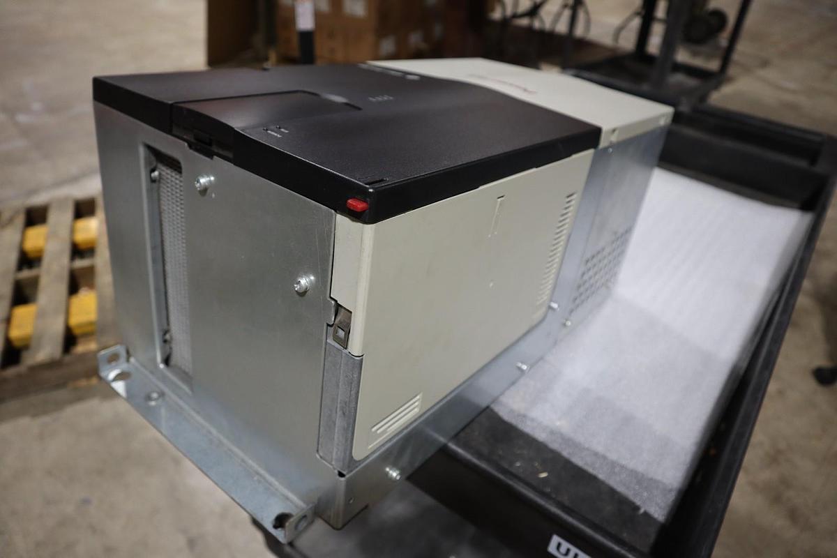 Used Allen-Bradley 20BD125A0AYNANC0 AC DRIVE POWERFLEX 700 480 VAC 60 HZ STOCK HP144