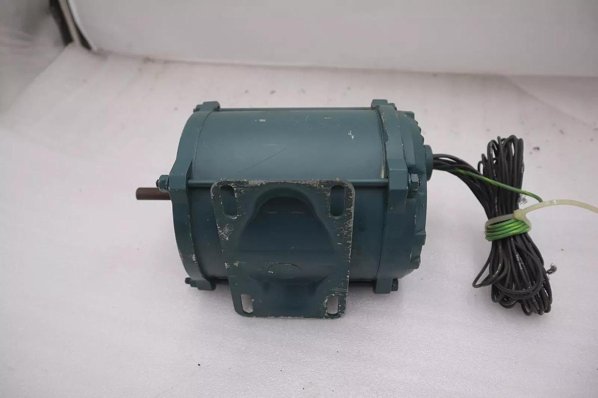 Used RELIANCE ELECTRIC P48H2302N-YP DUTY MASTER AC MOTOR 1/4 HP STOCK #M-35