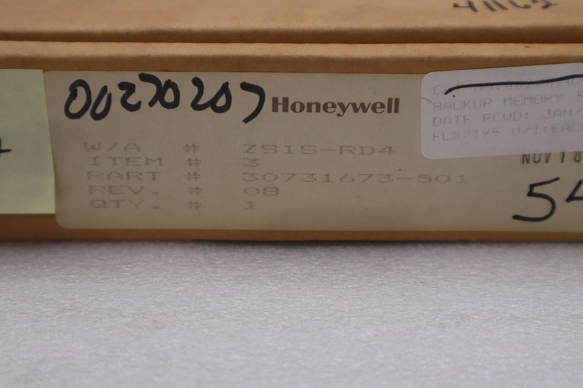 Used NEW OPEN BOX Honeywell 30731673-501 Core Memory Card PLC Rack Circuit Board G604