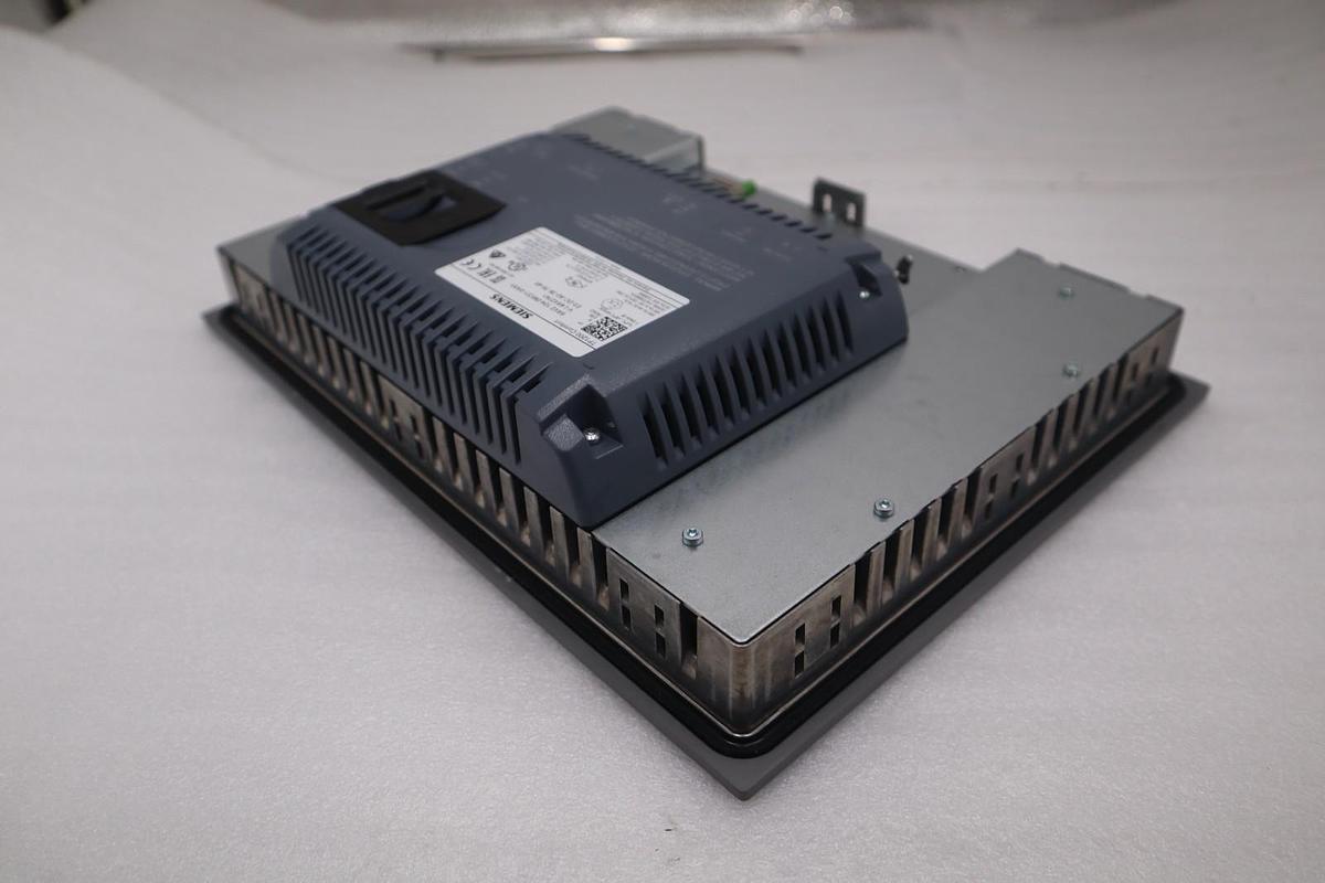 Used Siemens 6AV2 124-0MC01-0AX0 TP1200 Comfort Operator Interface STOCK SGF-258