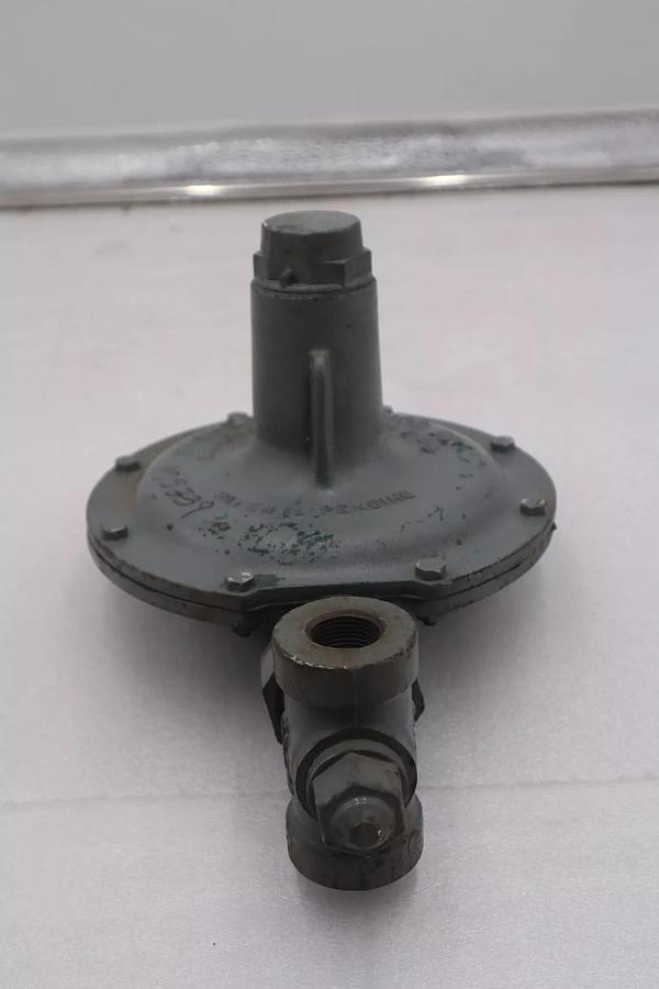Used Fisher Governor Series Pressure Regulator Type 739C7 Outlet 7-12" WC #3640
