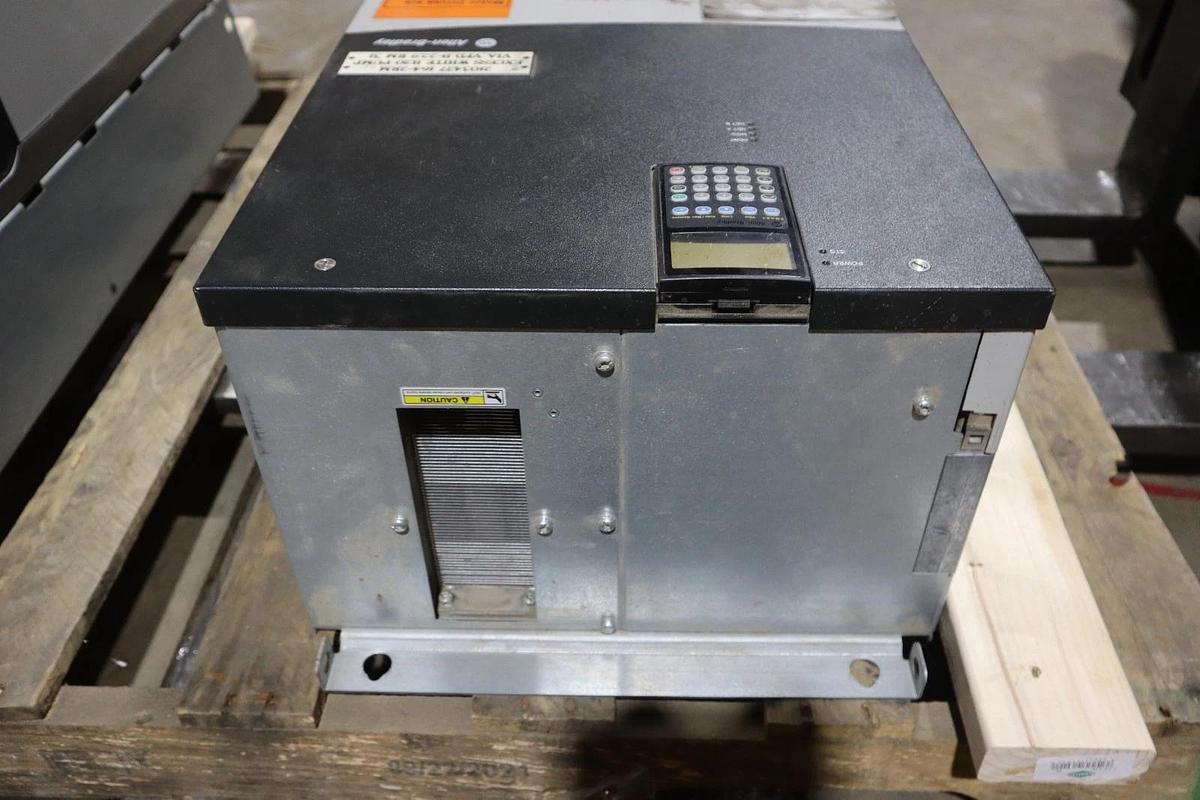 Used ALLEN BRADLEY 20BE144A3AYNANC0 POWERFLEX 700 150HP AC DRIVE - STOCK SGF-5
