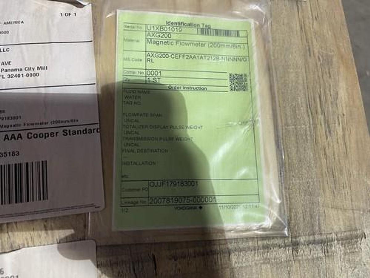 YOKOGAWA AXG200-CEFF2AA1AT212B-NNNNN/GRL 8” (200mm) MAGNETIC FLOWMETER STK S-263