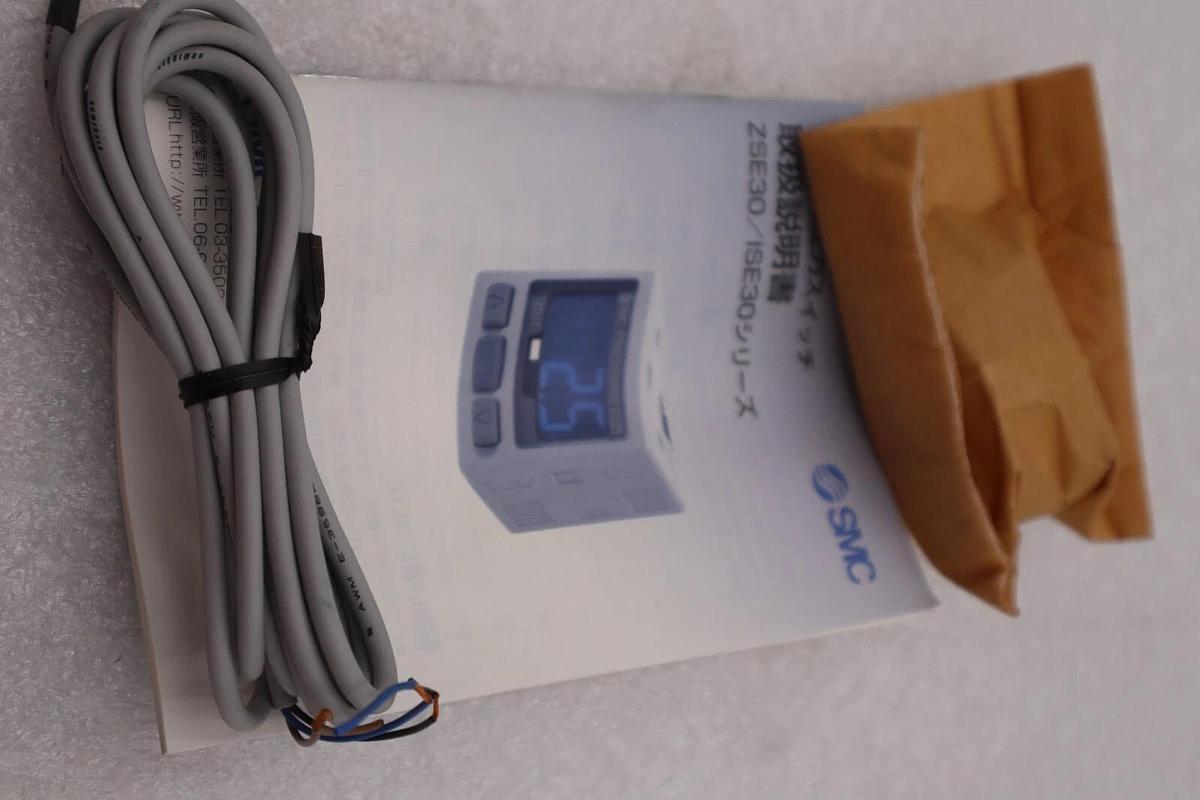 Used NEW SMC ISE30-01-25-L-Q / ise300125lq STOCK K-2422