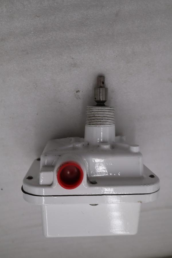 Used BINDICATOR MODEL RA DATE CODE 07-95 - NEW NO BOX - STOCK GF397