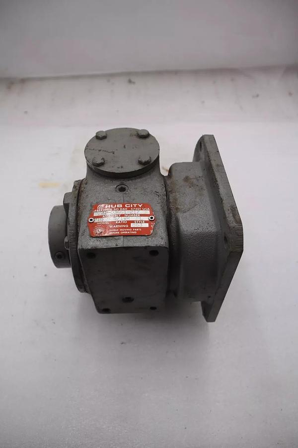 Used HUB CITY 0221-03661-217 MODEL 216 STYLE L GEAR REDUCER STOCK #M-62