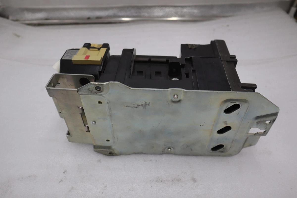 Used AB Allen Bradley 500F-DOD930 Size 3 Magnetic Contactor, 120VAC Coil 90A 3-5 Pole