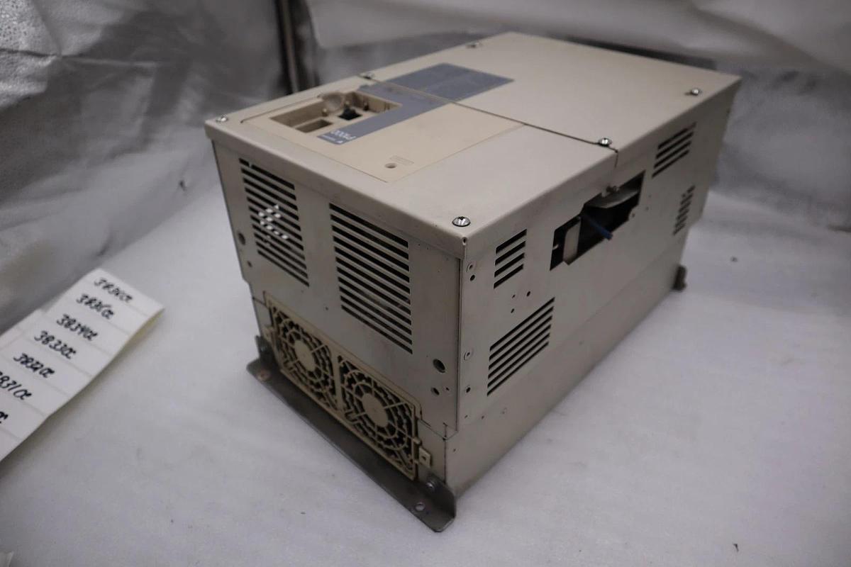 Used YASKAWA CIMR-PU4A0072AAA DRIVE - STOCK 3819CC
