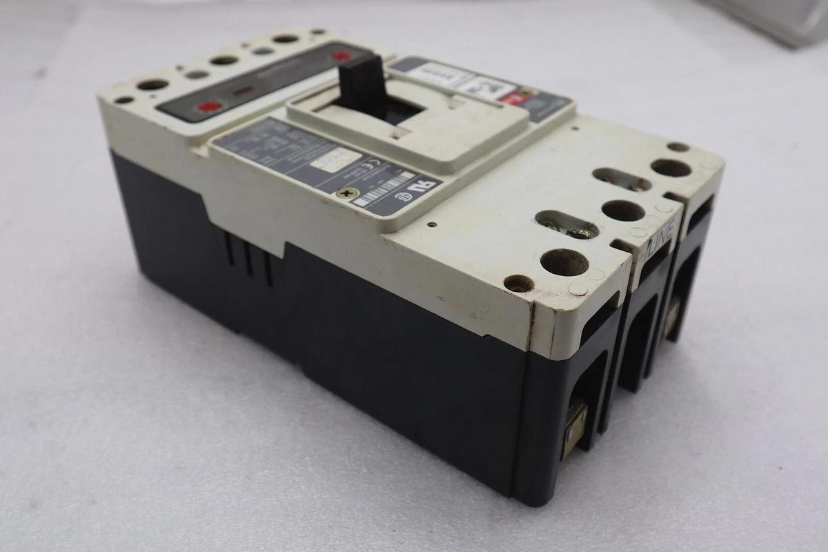 Used CUTLER-HAMMER HM2P400X5WS10 MOTOR CIRCUIT PROTECTOR SERIES C 600VAC STOCK #3220