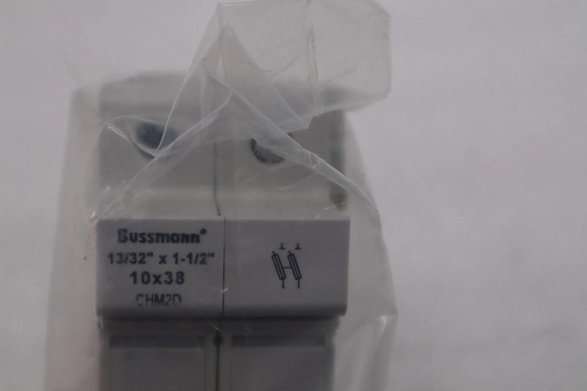 LOT OF 2 - Bussmann CHM2D 2 Pole Fuse Holder STOCK G638A