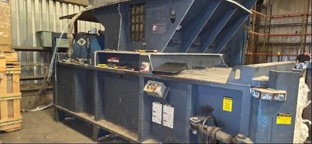 Used EXCEL EX-60 CLOSED DOOR BALER 20HP DUAL 6" CYLINDER WITH VIDEO