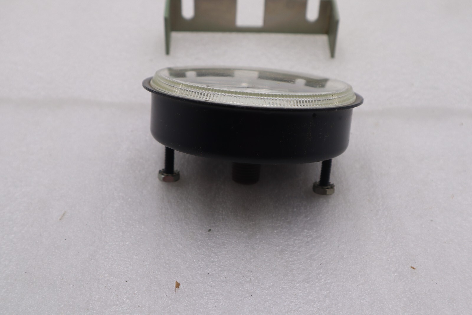 Used MARSHALLTOWN GAUGE 3 1/2" 60PSI GAUGE #L-802