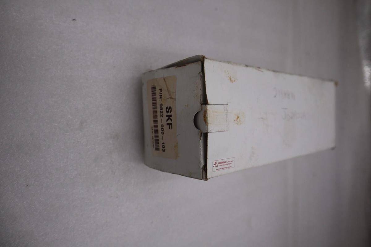 NEW IN BOX SKF 9822-000-103 Lubrication Filter Element STOCK H805